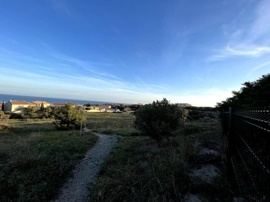 St-Pierre-La-Mer, Bel Appartement A Dans Residence Avec Piscine Et Tennis Entre 5 Et 10 Min De La Plage Флері Екстер'єр фото